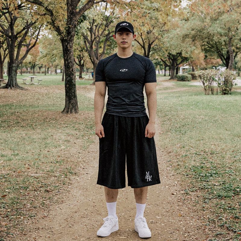 M-TP Logo Super Wide Bermuda Pants Black