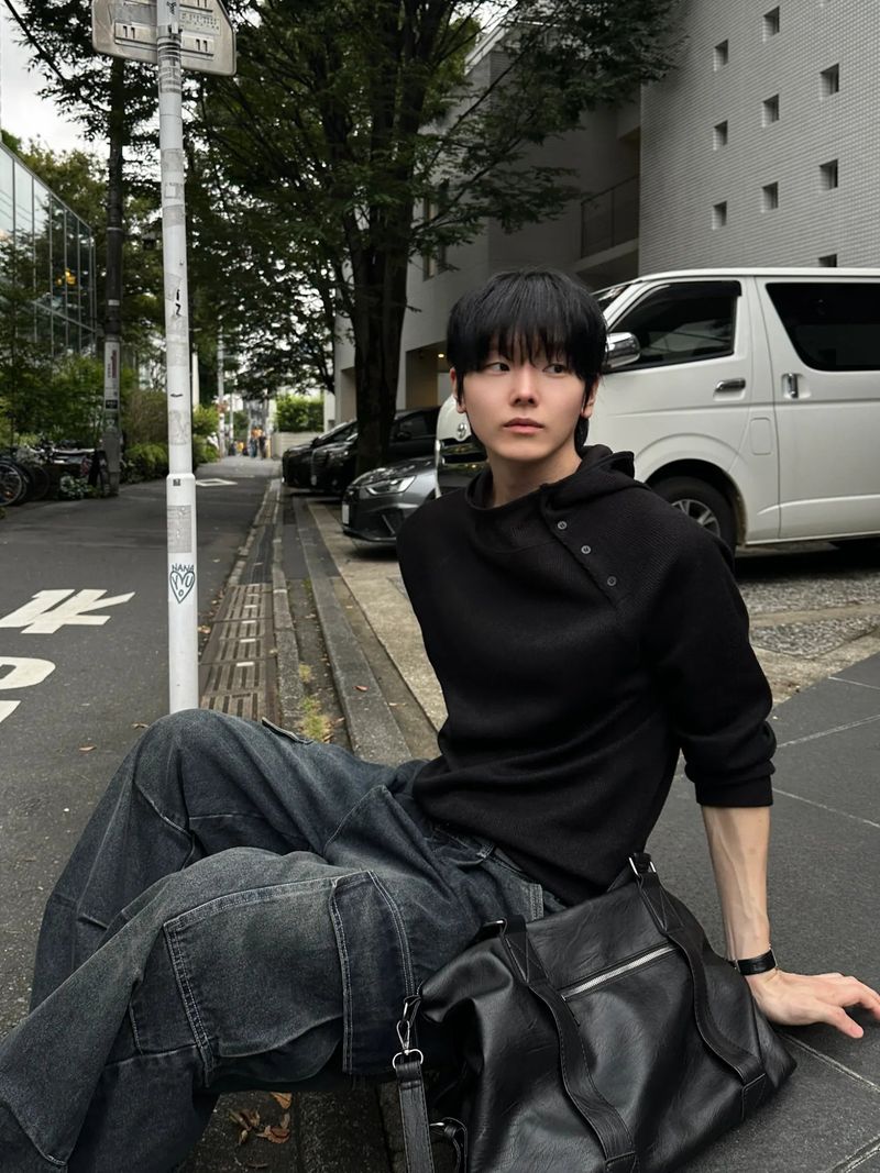 WHAT A LOOK（ワット ア ルック）の「リック ダイアゴナル ボタン ワッフル フーディ（トップス）」