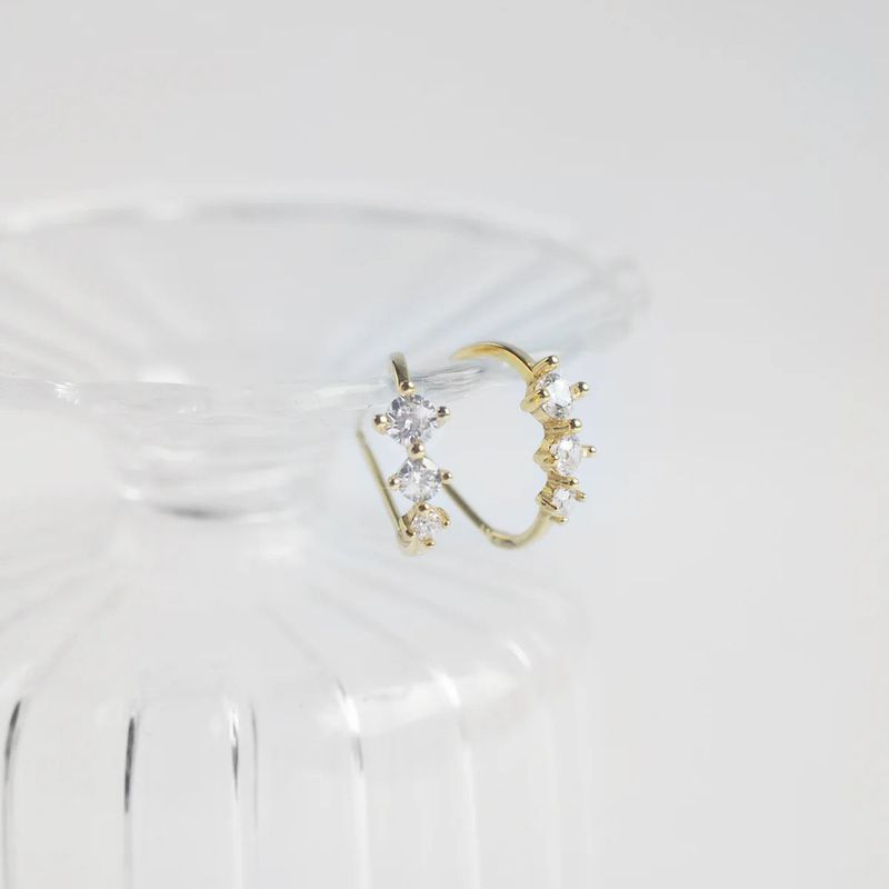 éclater（エクラテ）の「Lors キュービックジルコニアフープピアス（アクセサリー）」