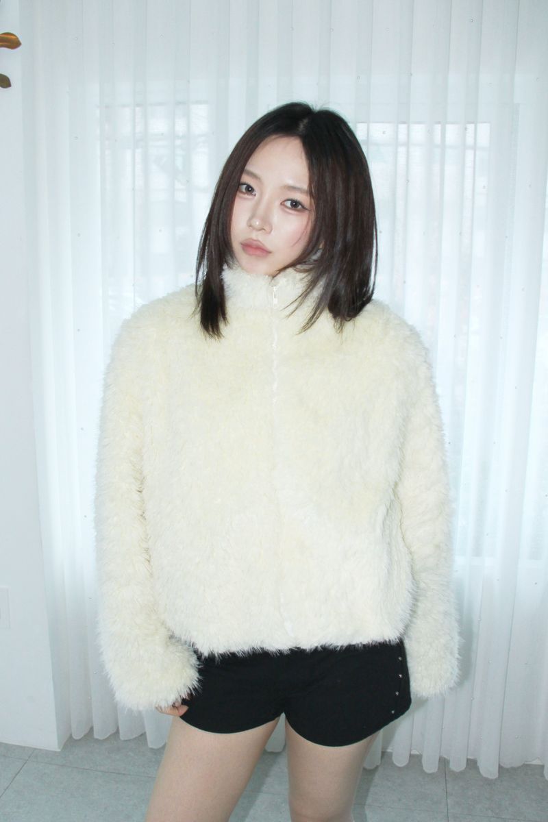 NOIR SOFT FUR JOGGER JK