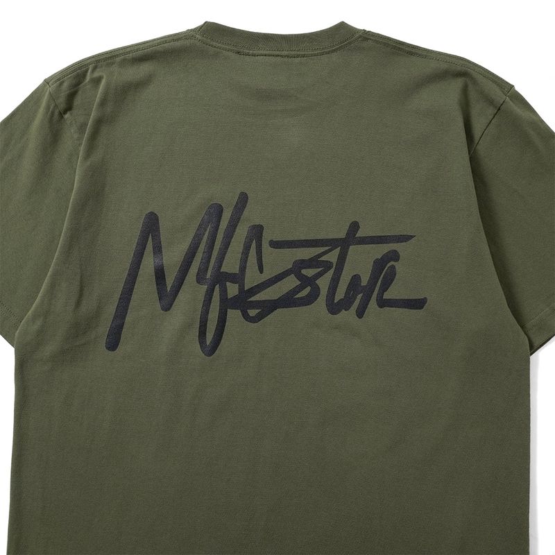 MFC STOREスクリプトロゴTシャツ