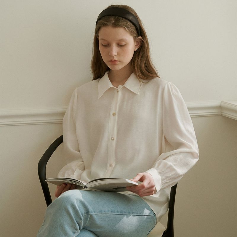 Pure button blouse