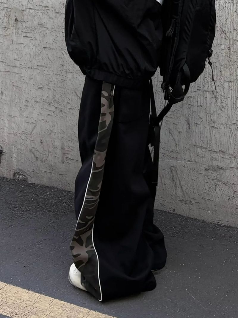 camo panel piping sweatpants
