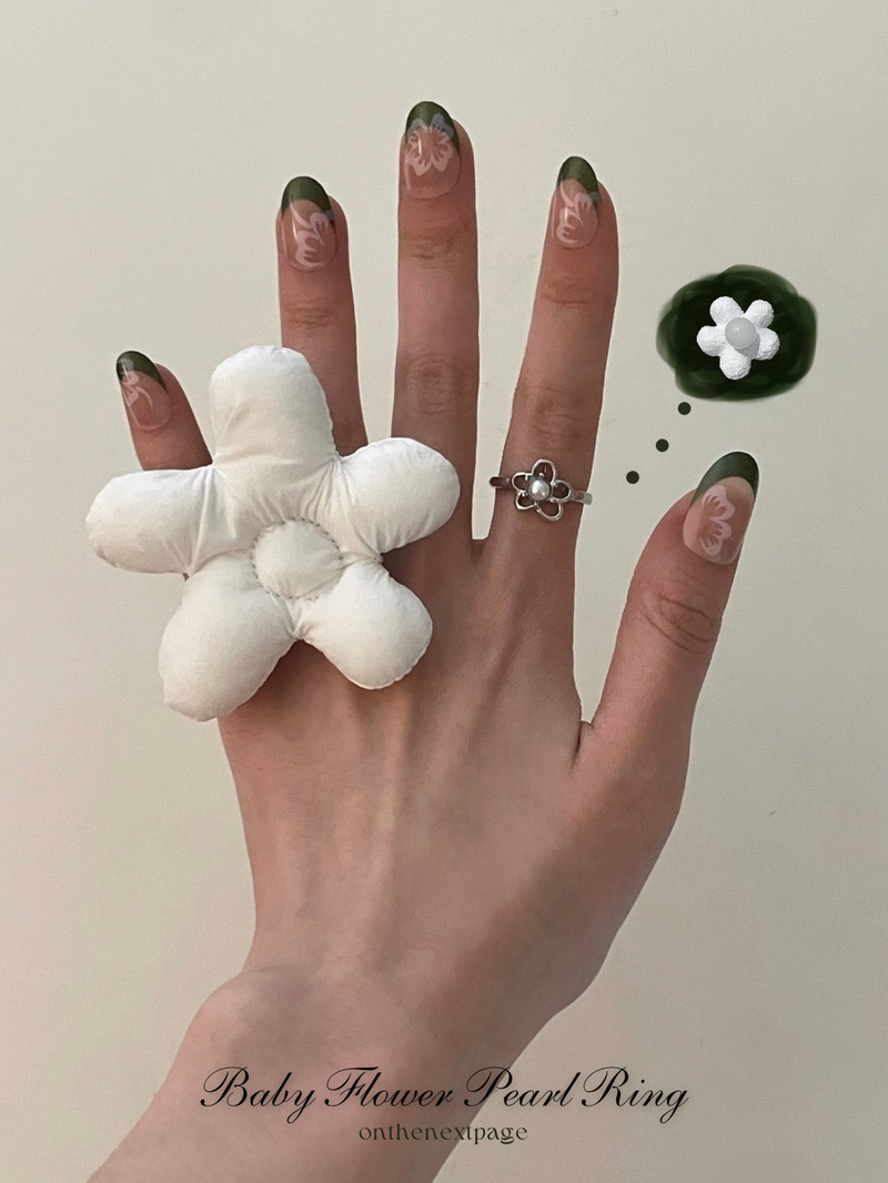 Baby Flower Pearl Ring