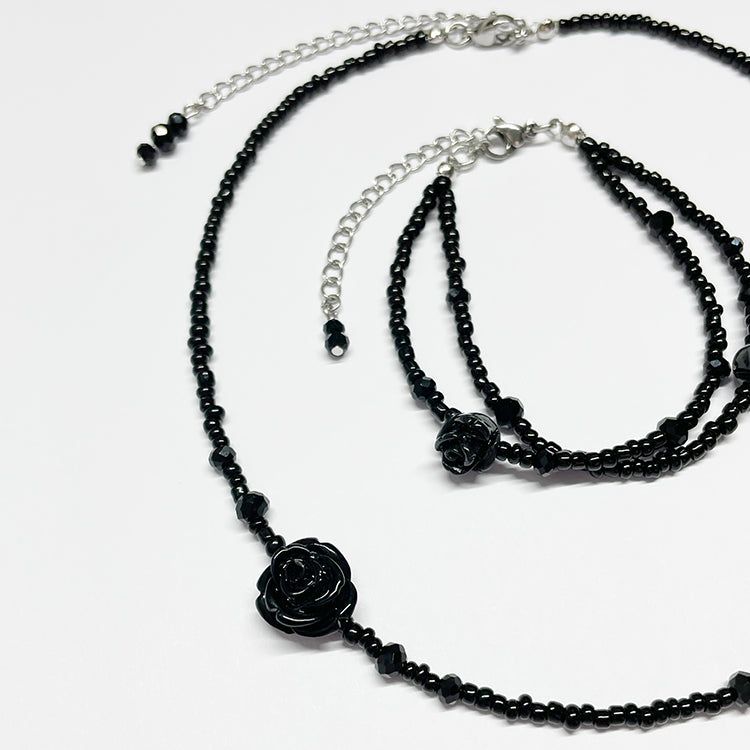 Rose Fit Beaded Bracelet Black