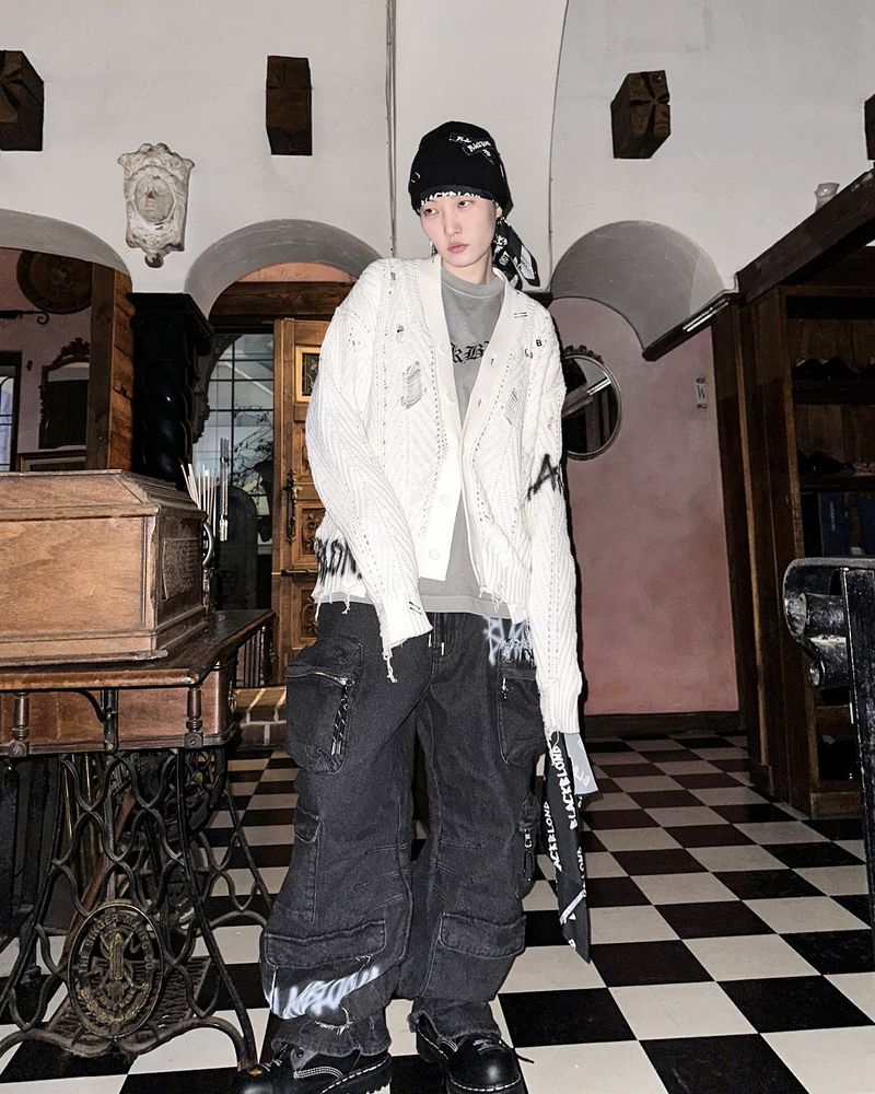BBD Sprayed Logo Multi-Pocket Denim Cargo Pants (Black)