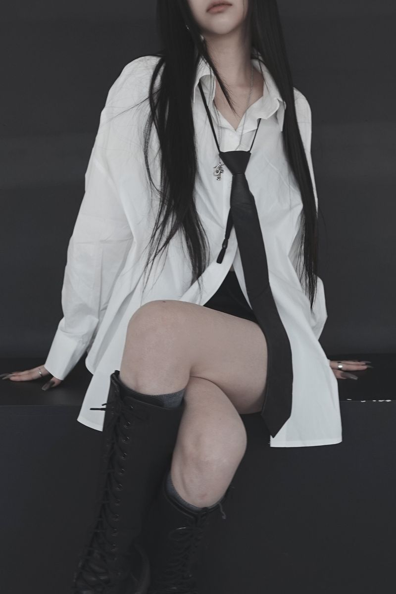 basic overfit shirt