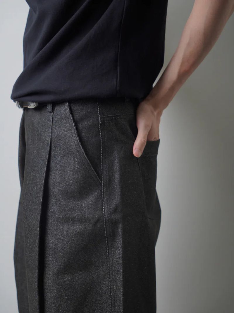 PT8 Pleated Denim Shorts