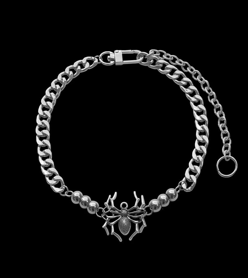 Mega treasure（メガトレジャー）の「スパイダーネックレス（アクセサリー）」