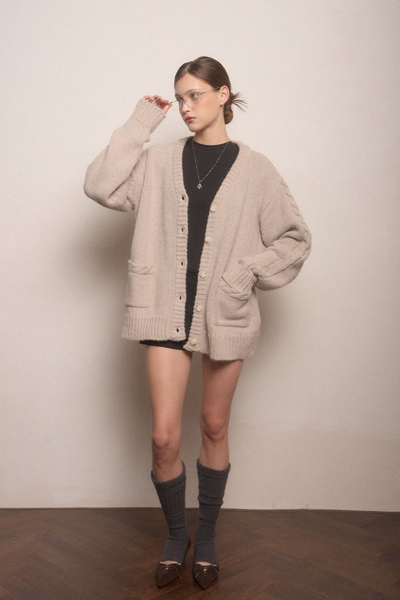 Bellialeu（ベルリアル）の「Sugar cable cardigan   （Tops）」