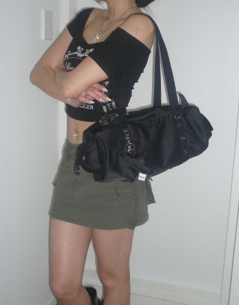 Devil round boston bag _ Black