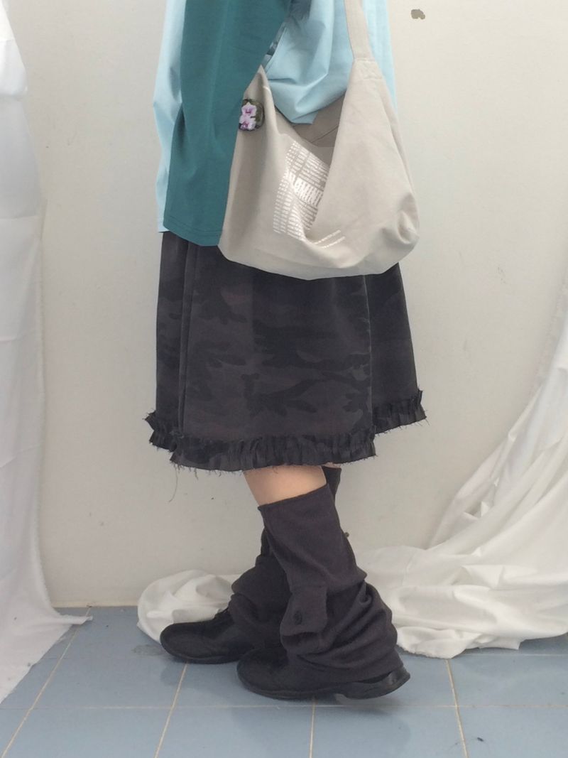 rough frill camotiered skirt