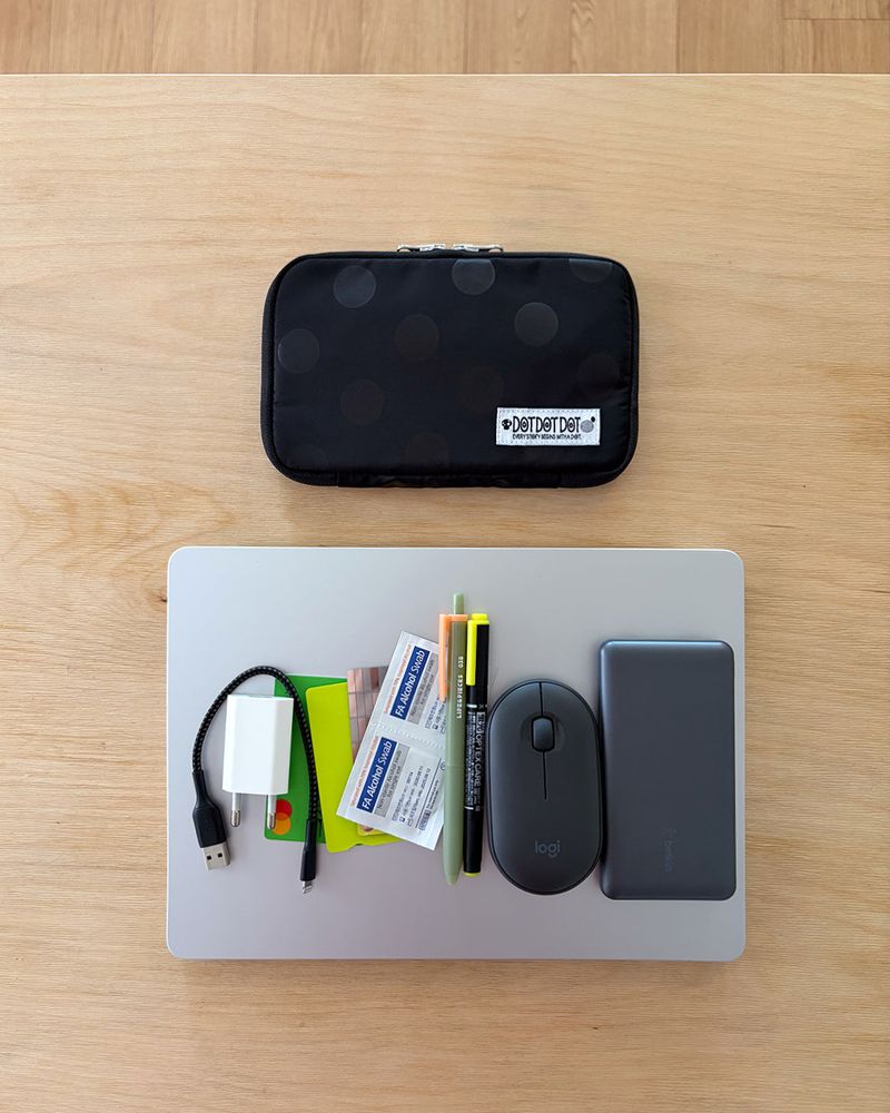 DOT DOT DOT（ドットドットドット）の「[RFID Block] トラベル ウォレット(Dot Black)⁠（アクセサリー）」