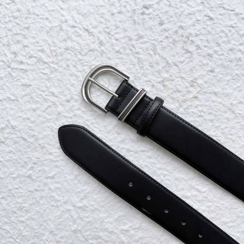 Obsidian Minimal Buckle Belt