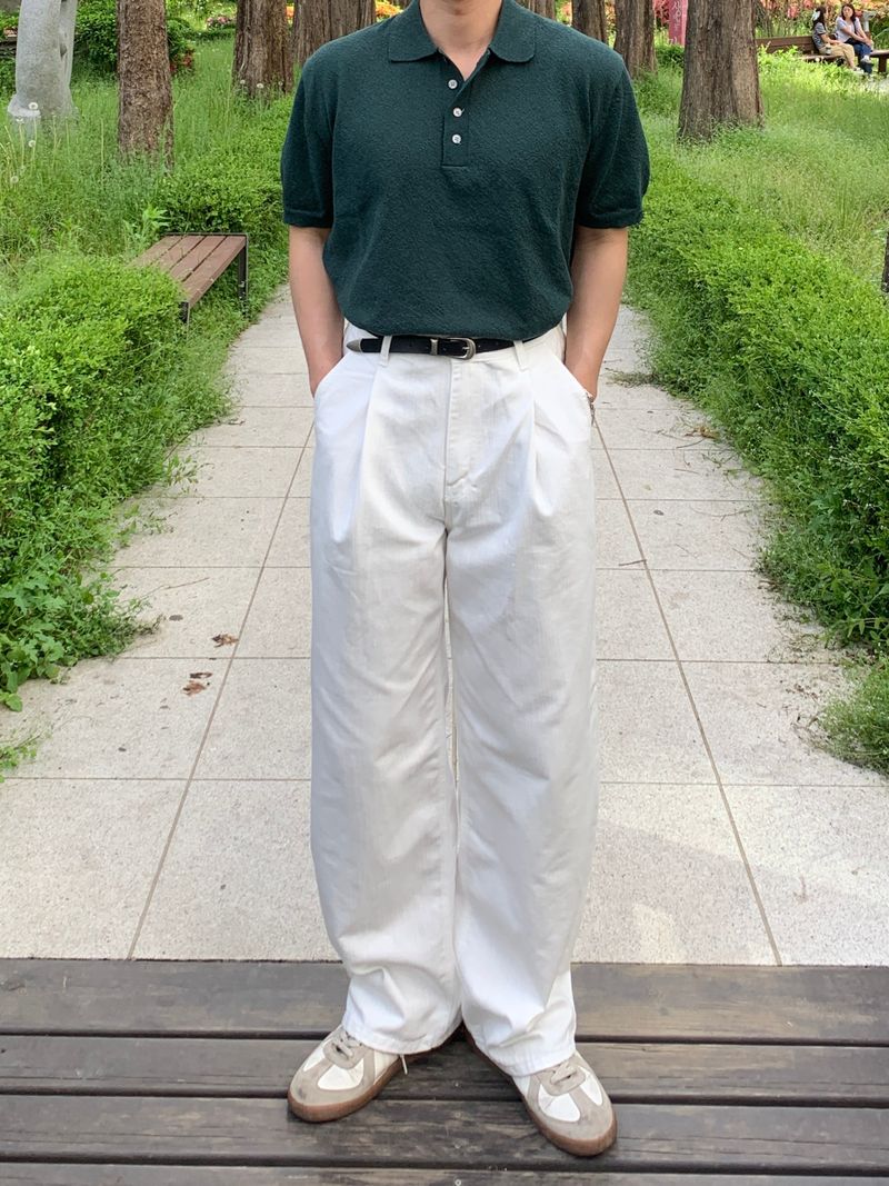 Code One-Tuck Non-Fade Pants