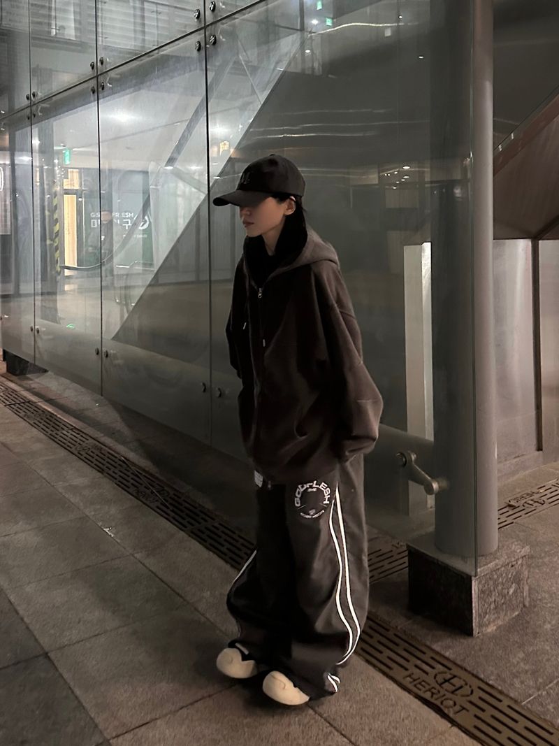 pigment panel zip-up hoodie