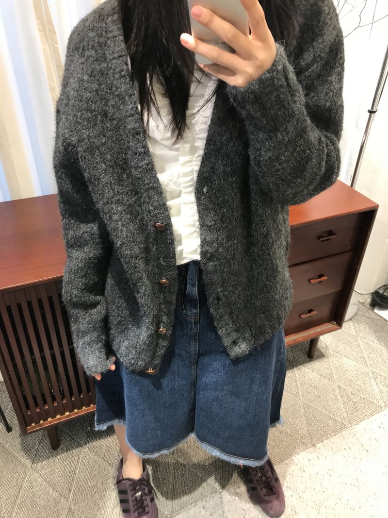 Grandma wool cardigan