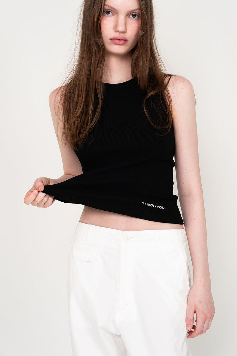 THEOHYOU（ザオユ）の「THEOHYOU SLEEVELESS (BLACK)（Tops）」