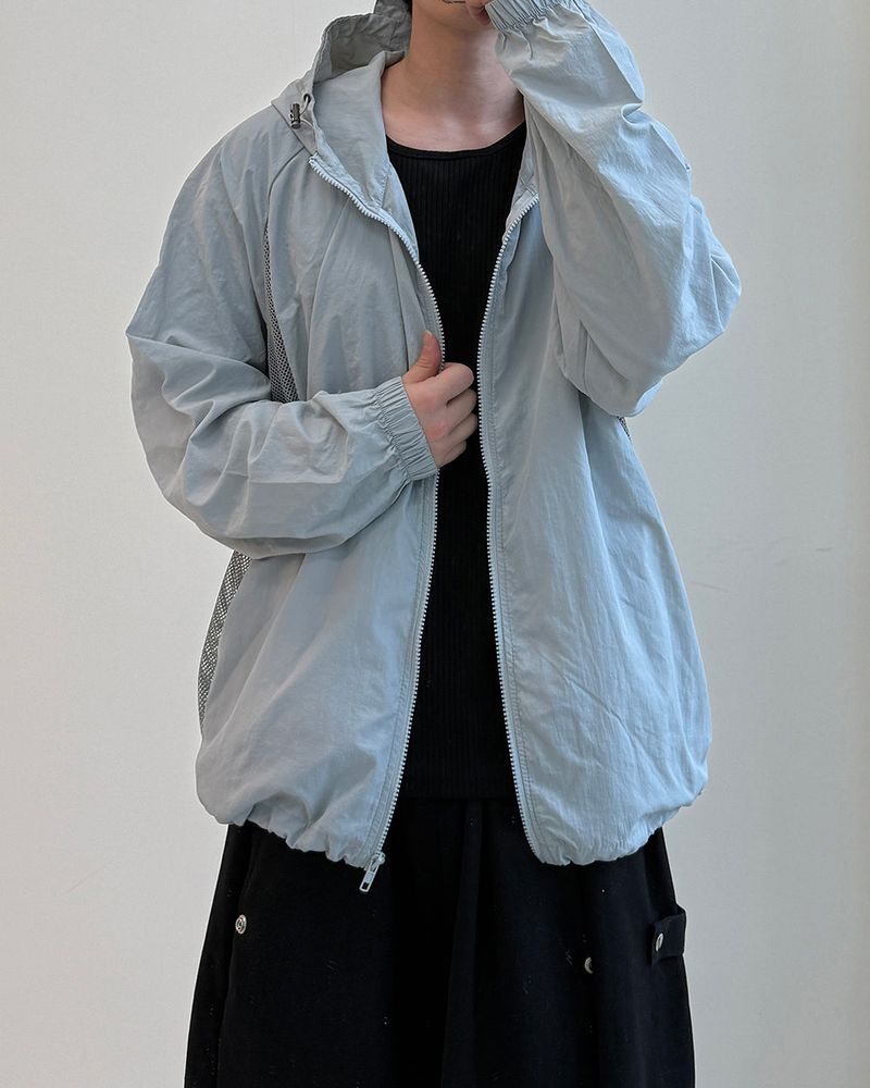 Insert Mesh Hood Windbreaker