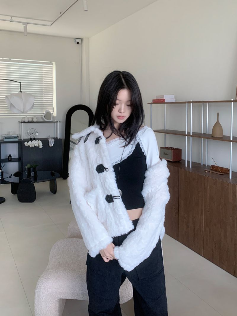 Coco Duffle High-Neck Short Fur Jacket