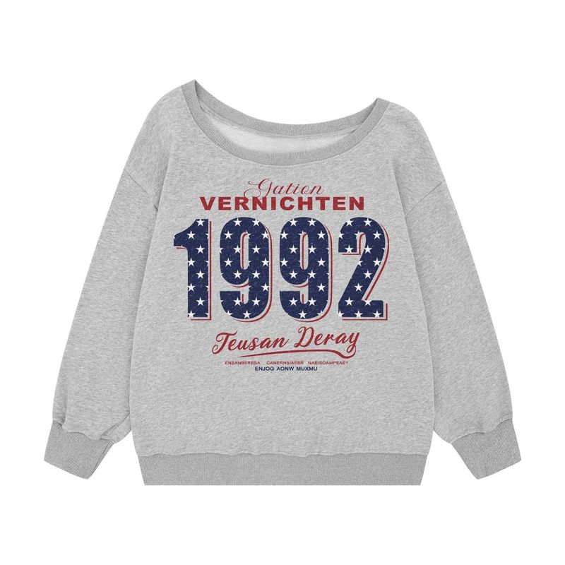 Cozy&Kitsch（コージーアンドキッチ）の「Star Off-Shoulder Loose Fit Sweatshirt 233198150（Tops）」