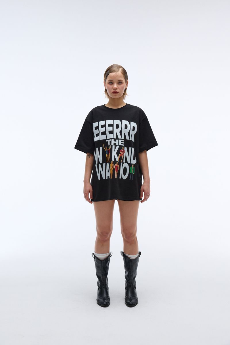 ER(EEERRR)（イーアール）の「ウィークエンドウォリアーピーポーアートワークTシャツ (ブラック)（トップス）」