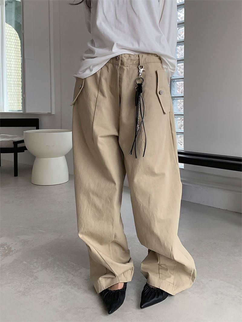 CURVED TUCK COTTON TROUSER