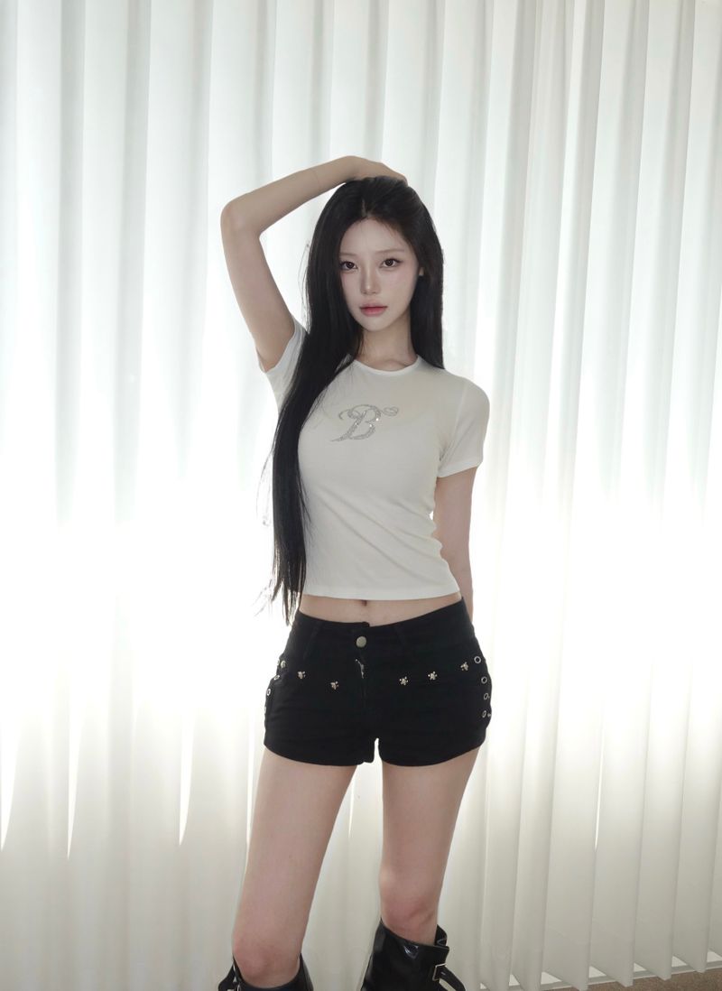 Birthdayeve(バースデーイブ)の「Black Stud Shorts(Pants)」