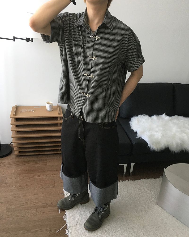Buckcle Short Sleeve Shirt