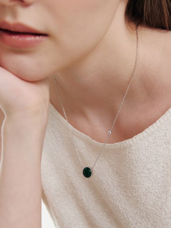 hyeres lor（イエール・ロール）の「26SS★ [Premium Plating] Pennysense AB(W) Goutte Necklace Malachite（Accessories）」