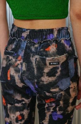 overlock slit pants _ black