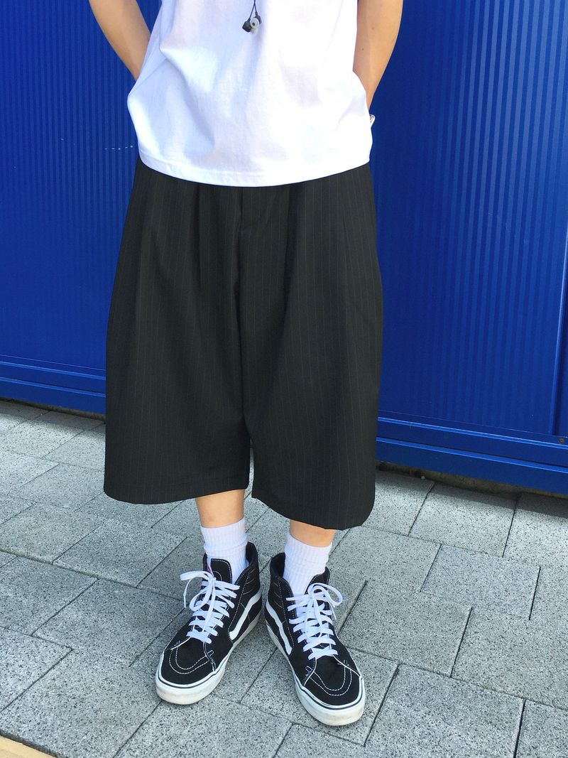 DISCERNMENT（ディサーンメント）の「デルタ ストライプ バミューダ スラックス 2C（パンツ）」