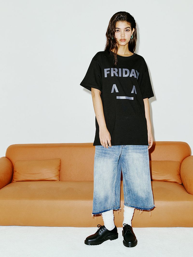 FRIDAY TEE BLACK