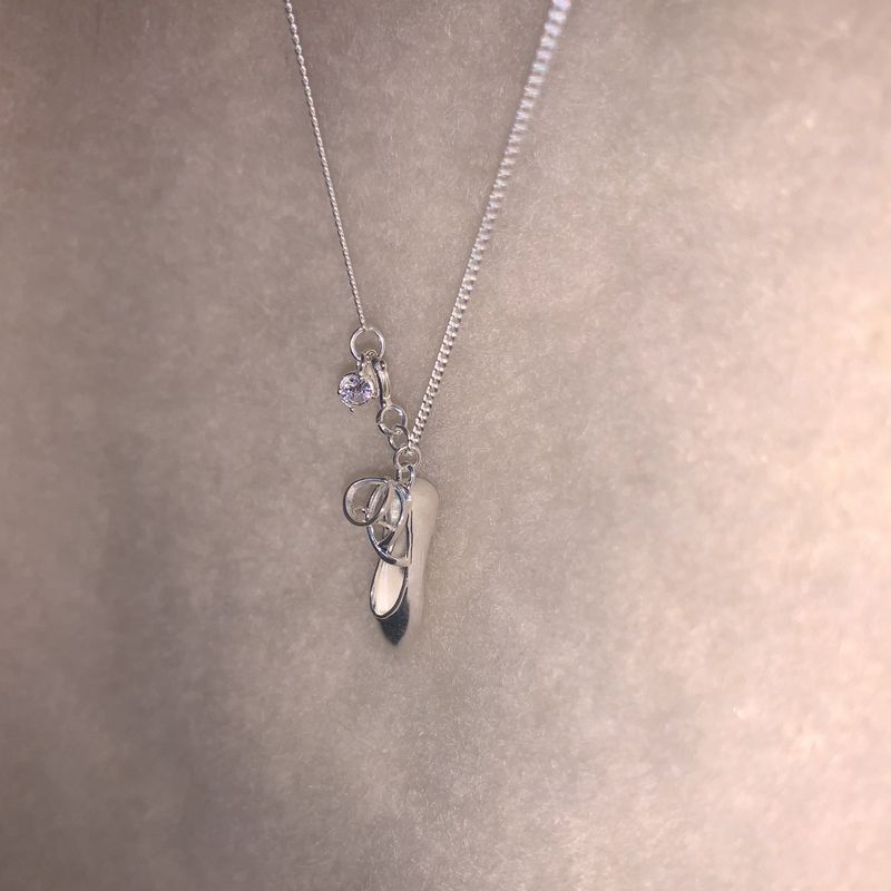 The Ballet Necklace