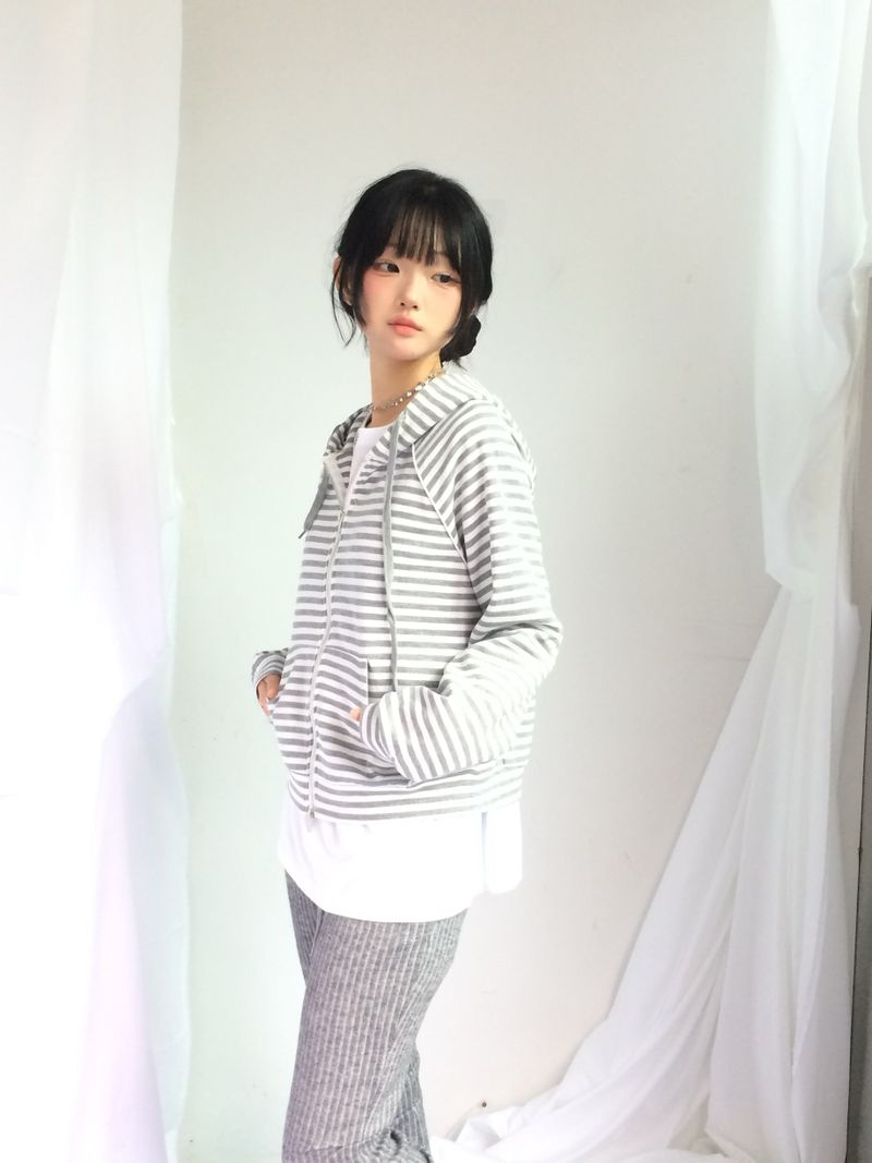 Stripe bootcut banding pants