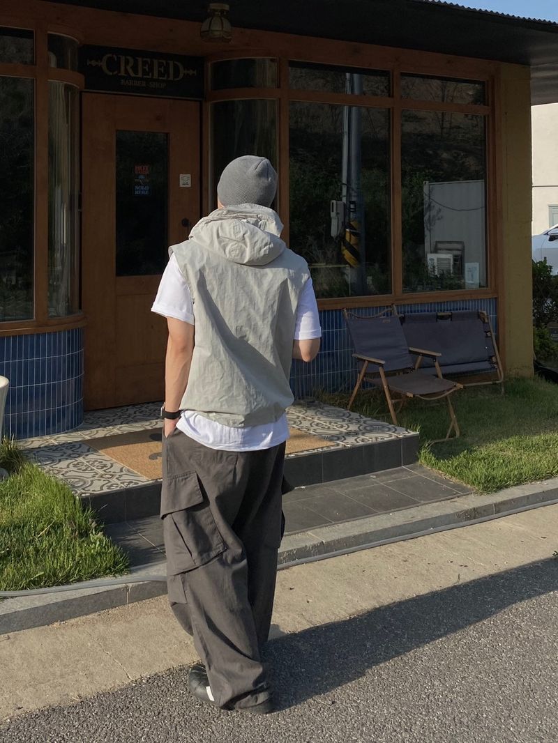 Nylon Pocket Hooded Vest 3C