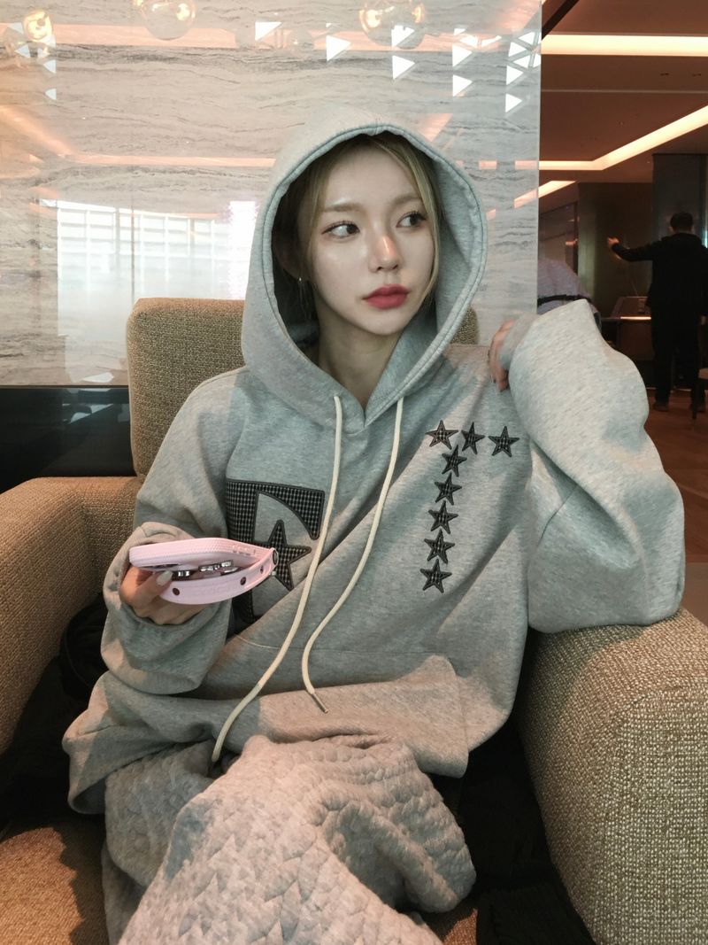 ET Planet Crop Hoodie (3c)