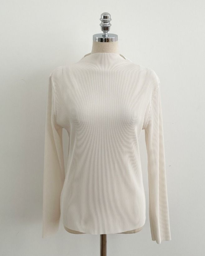 Serr Half-Neck Pleat Tee-Blouse (Strap Set)
