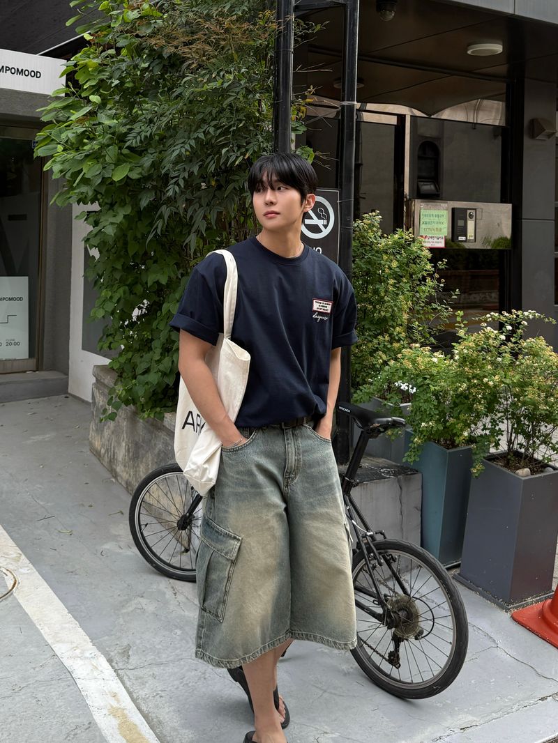 Quire patch embroidery short sleeve t-shirt