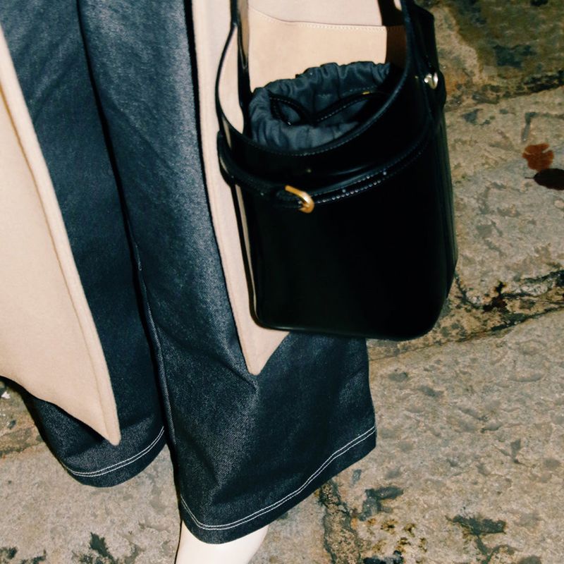 JANE BOX LEATHER Black & Straplink