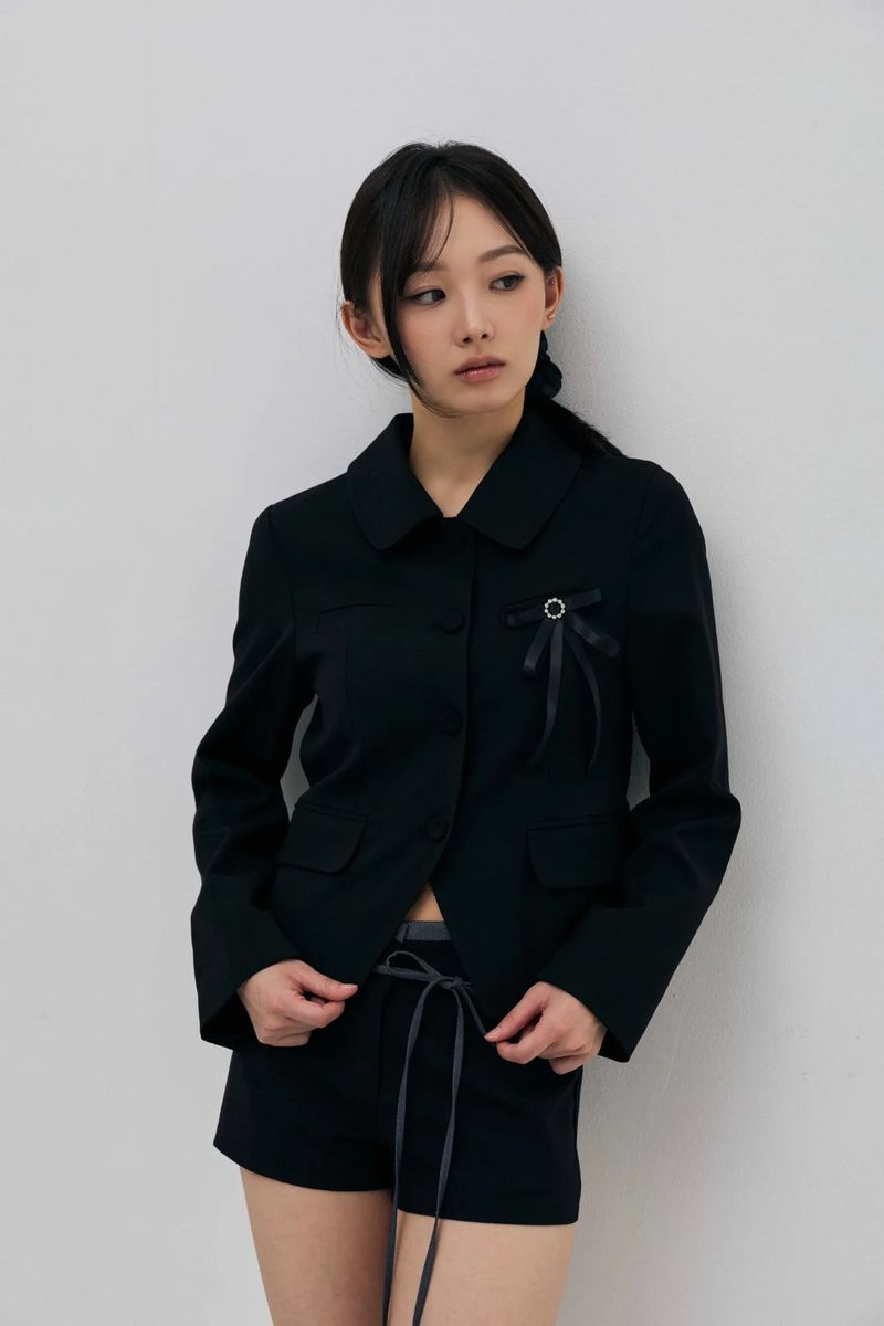 SWAN CROP JACKET / BLACK