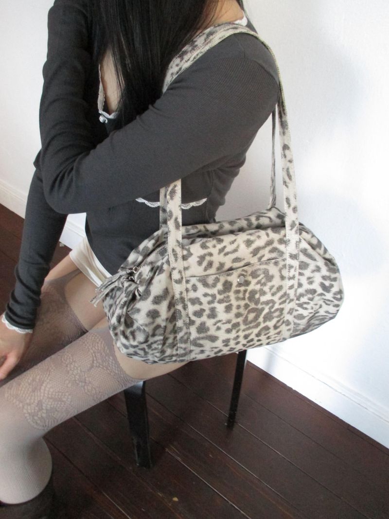 vintage leopard shoulder bag