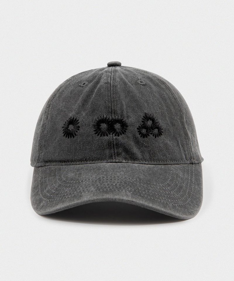 MYDEEPBLUEMEMORIES(マイディープブルーメモリーズ)の「Newvy Logo Peach Ball Cap (CHARCOAL)(Hats)」