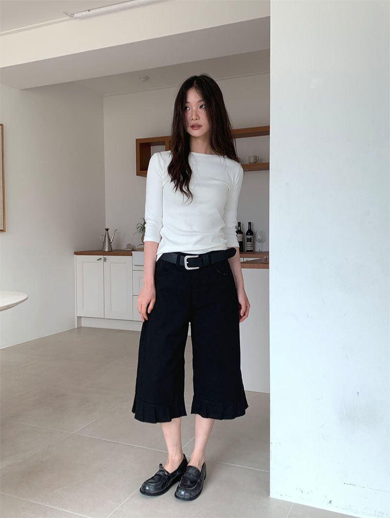 FRILL CAPRI PANTS (3C)
