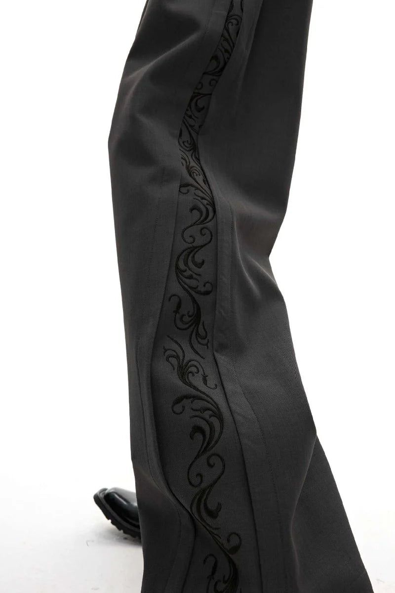 Embroidered Pleated Vintage Trousers