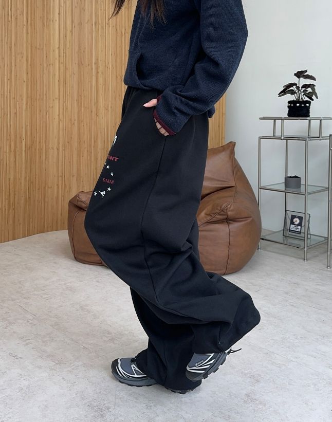 Ethan Horse Graphic Wide Pants