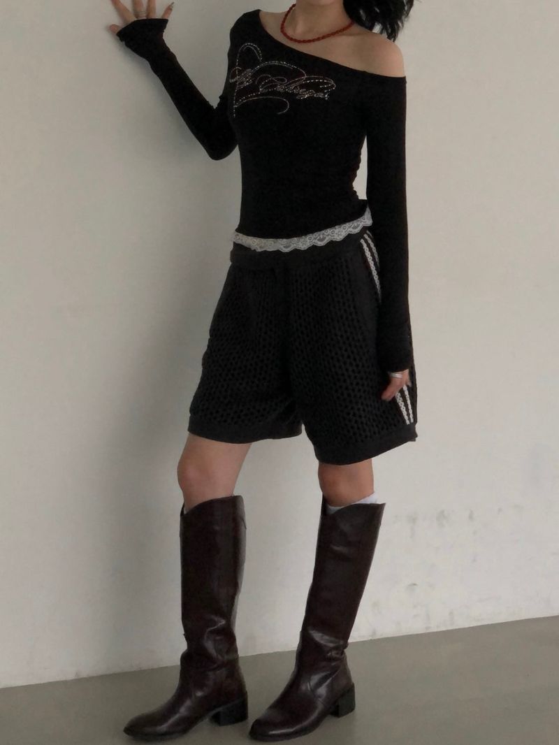 Cubic One Off-Shoulder T