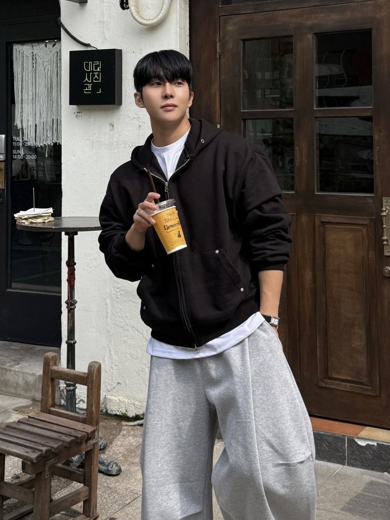 Unbalanced sweatpants