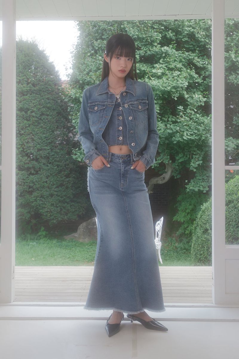 DENIM CURVED FRINGE JACKET (BLUE)