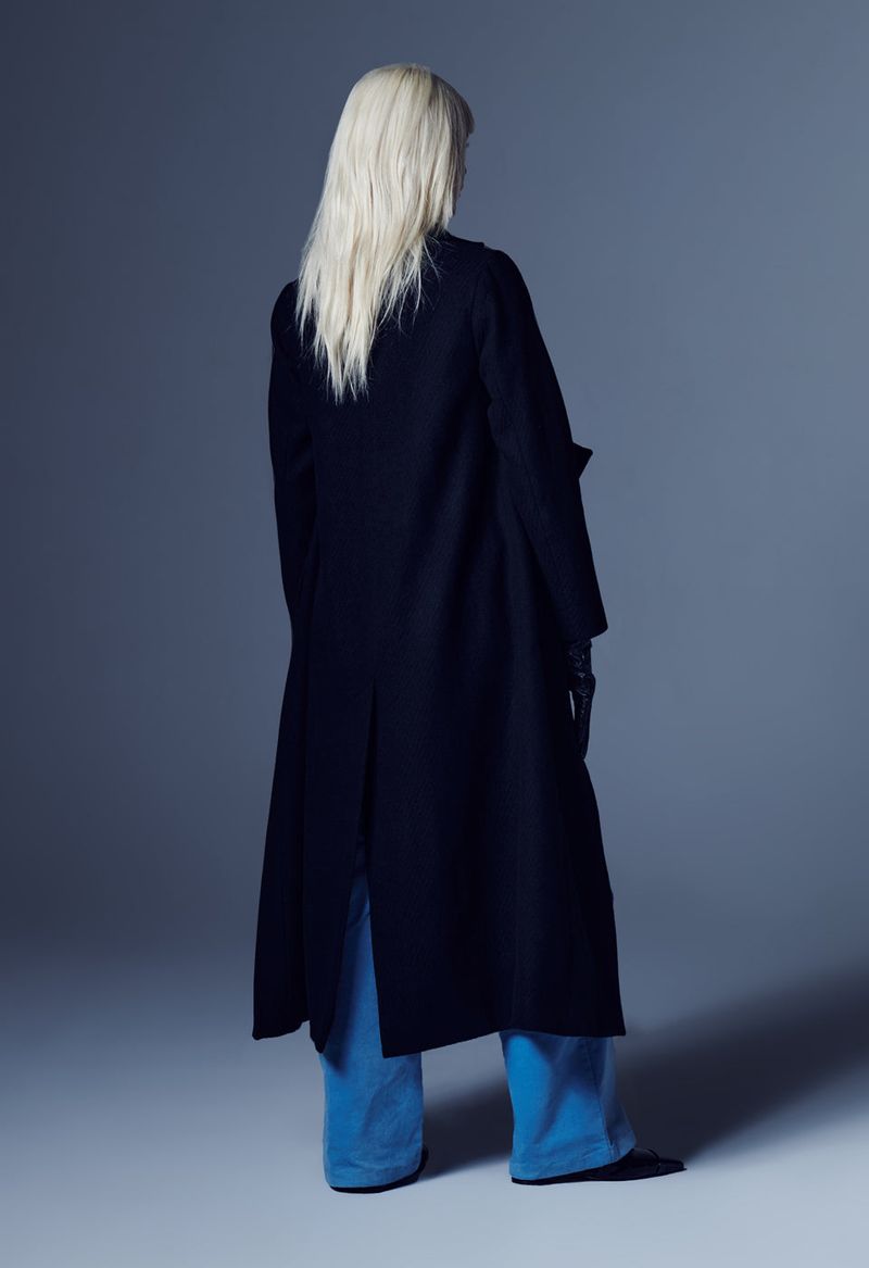 CRESCENT LONG COAT